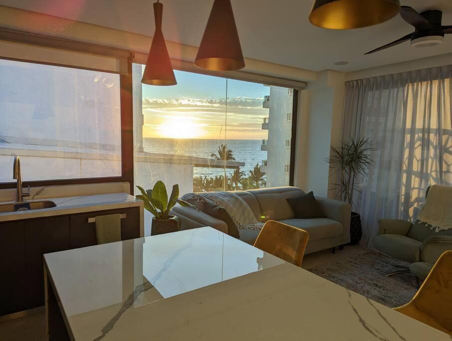 פוארטו ואלארטה Ocean View Penthouse In P.V. Romantic Zone מראה חיצוני תמונה
