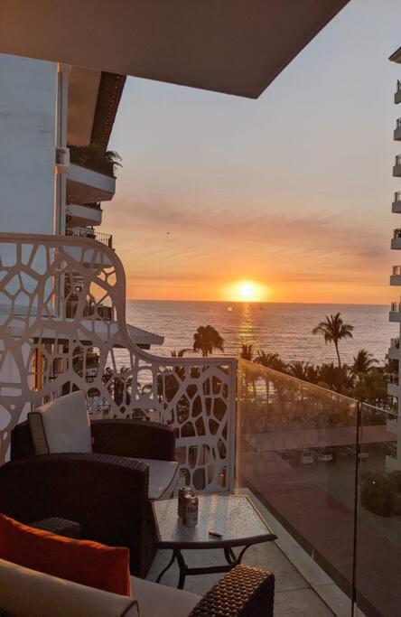 פוארטו ואלארטה Ocean View Penthouse In P.V. Romantic Zone מראה חיצוני תמונה